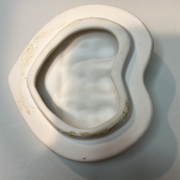 VINTAGE Hallmark Three Little Angels Ceramic Trinket Box - Picture 9 of 9